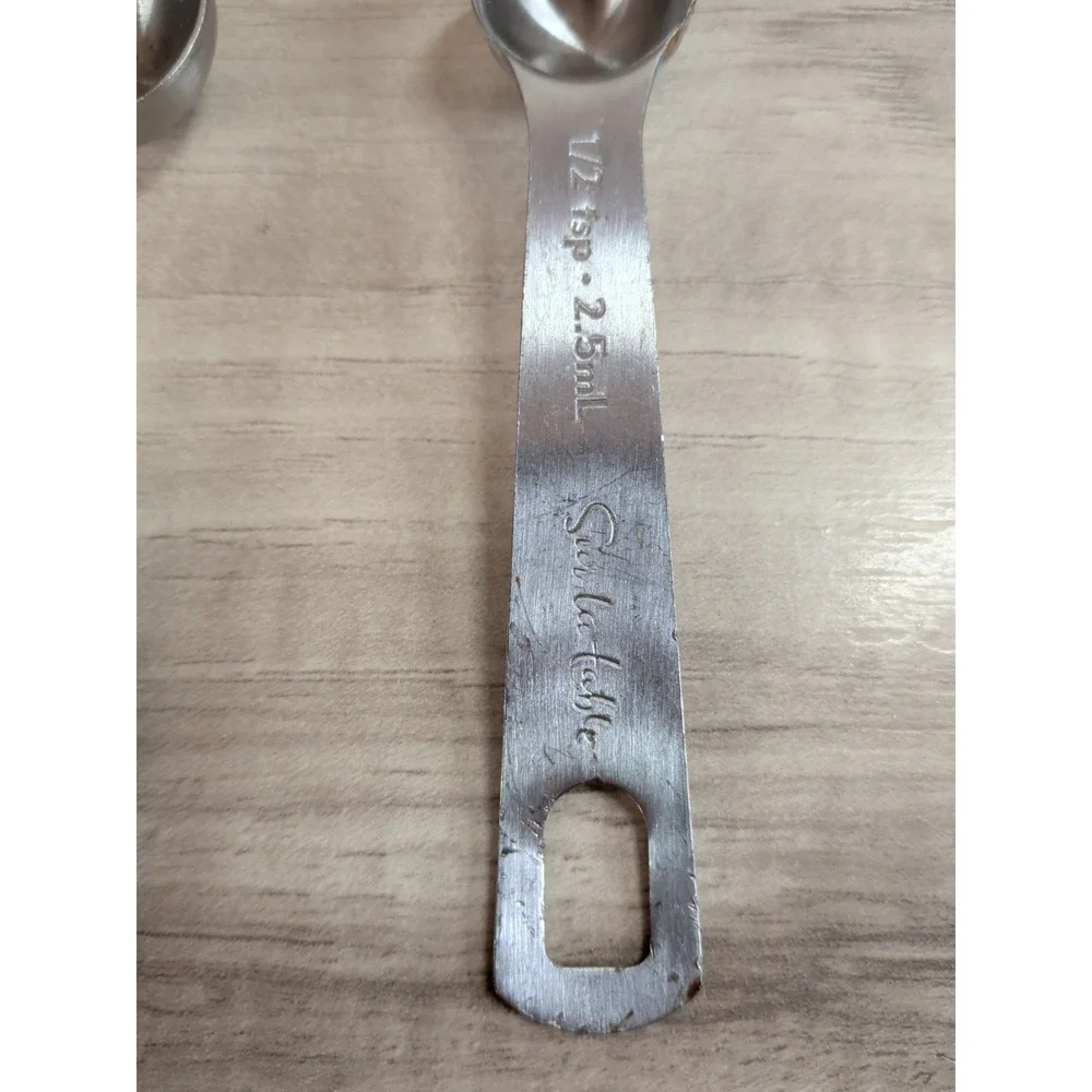 Sur la Table - Stainless Steel Measuring Cups Spoons - Set of 7 MIX Cups
